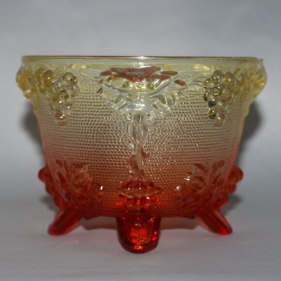 Jeanette Glass Amberina Dish - Picture 2 of 9